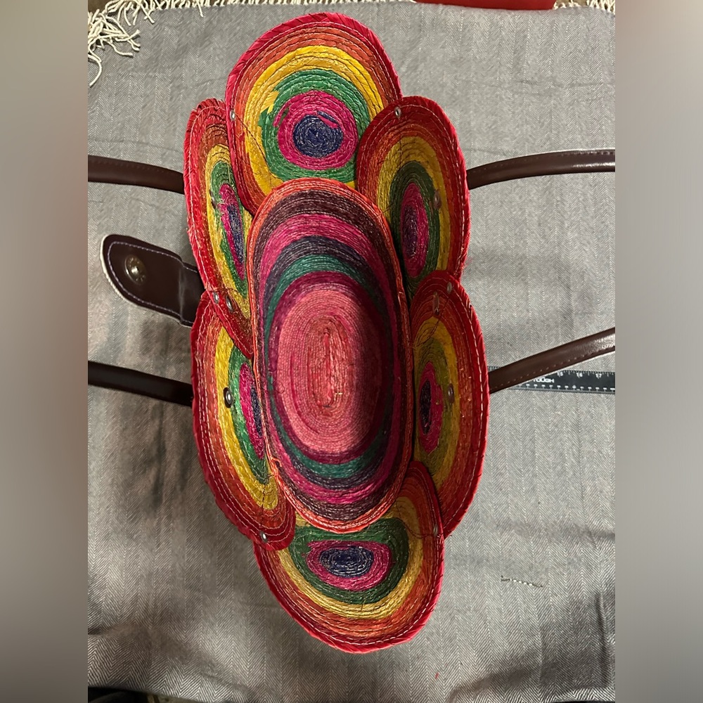 Large Shoulder Multi-Color Straw Bag - Picture 7 of 7
